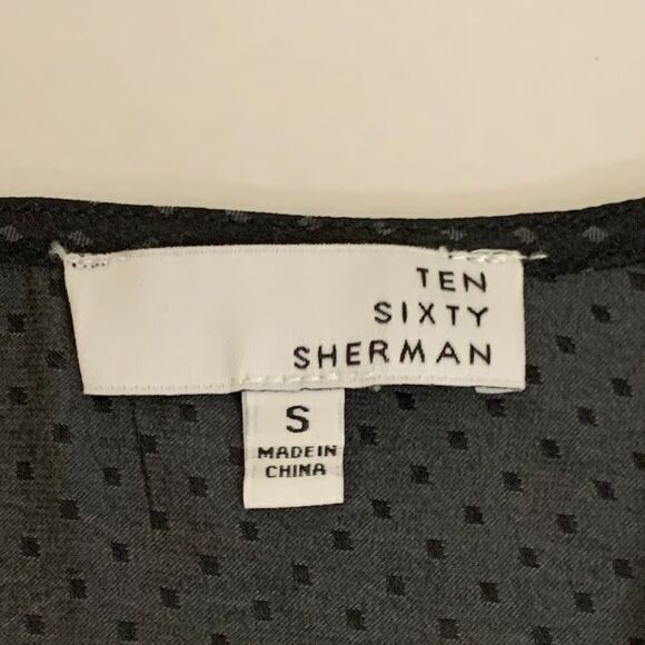 Tops Black Tiny Square Pattern Blouse Size S - Picture 8 of 8